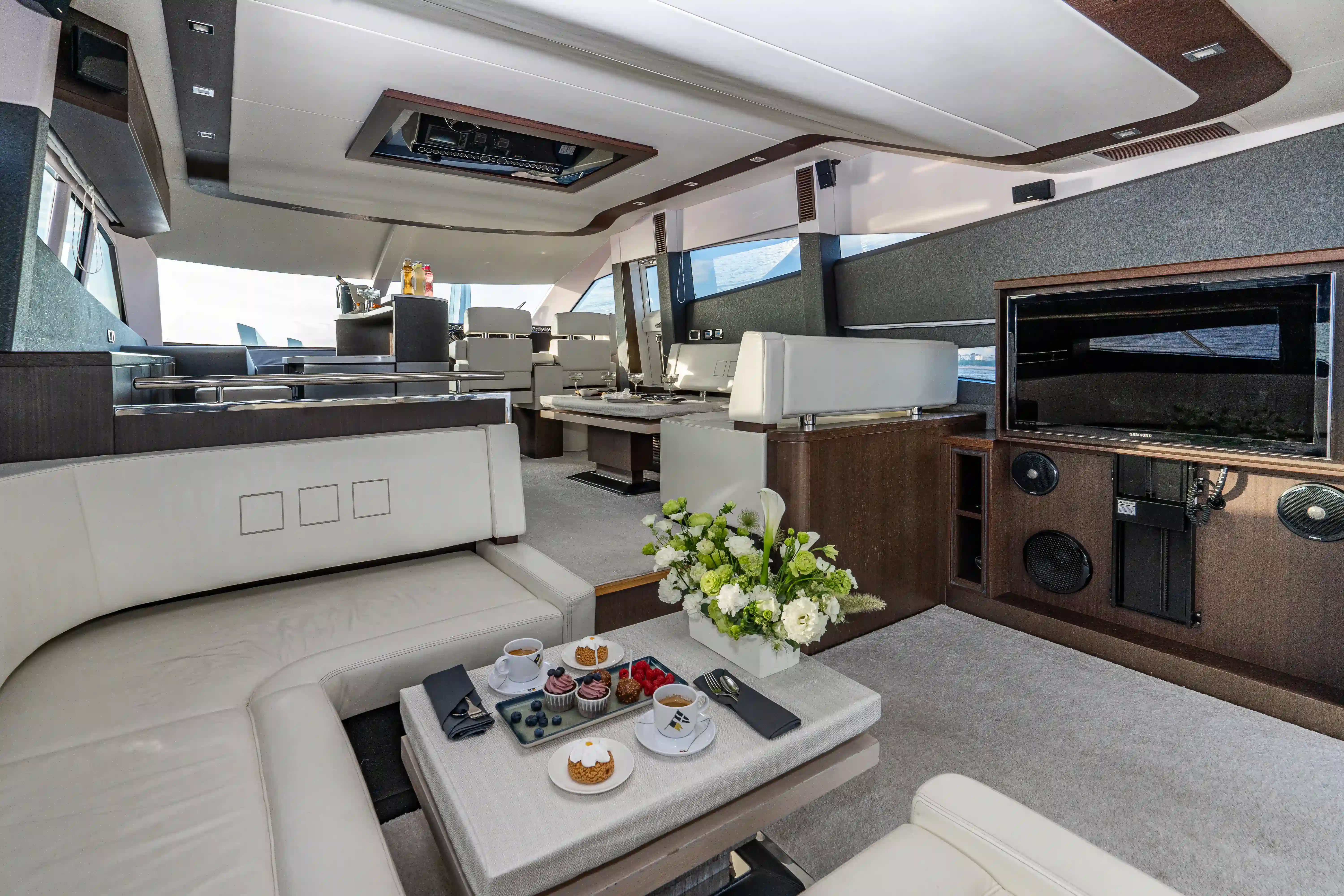 Яхта  «Galeon 640» image- 13